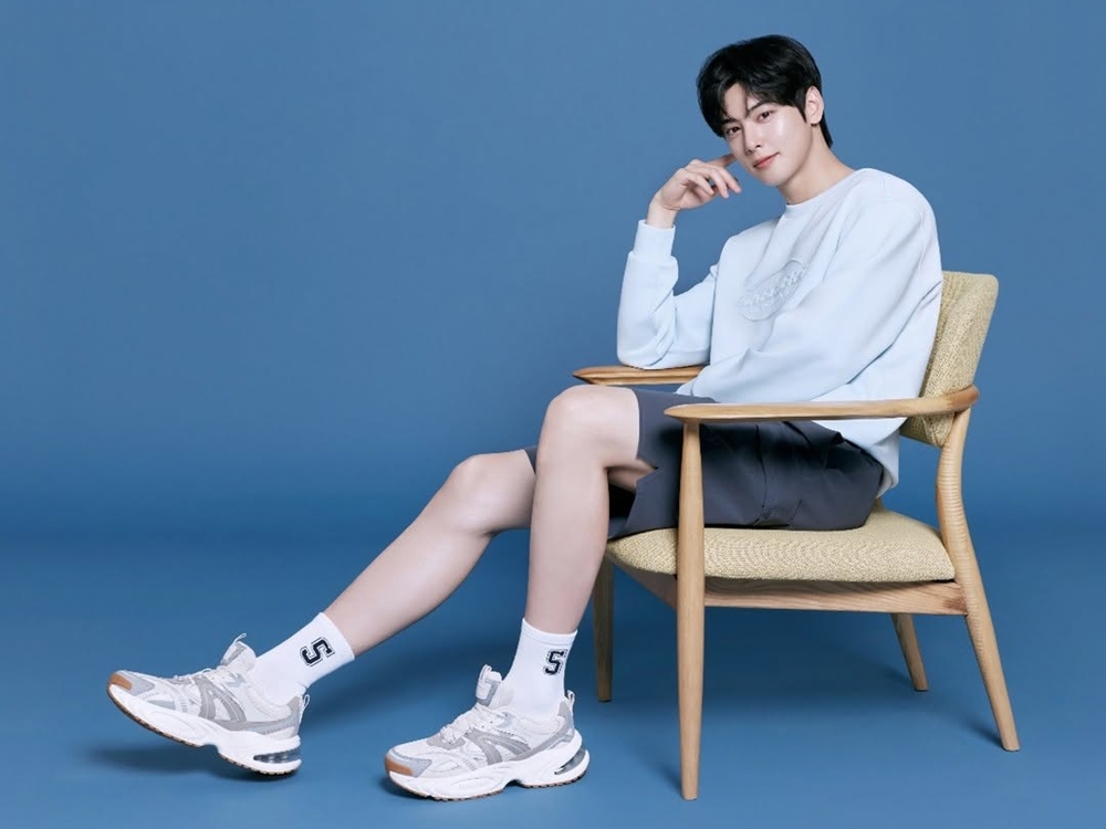 Selesa & Bergaya, Cha Eunwoo Perkenal Skechers UNO Ryze Serba Baharu